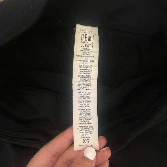 Fabletics Demi Lovato 3 PIECE SET - Picture 6 of 10